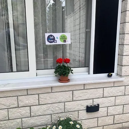 Pensionat And Nona Stella