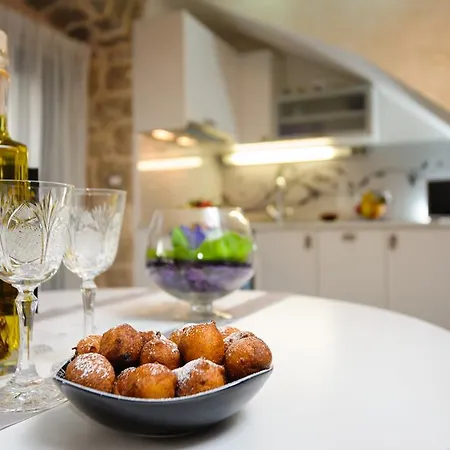 Maison d'hôtes And Nona Stella 3*