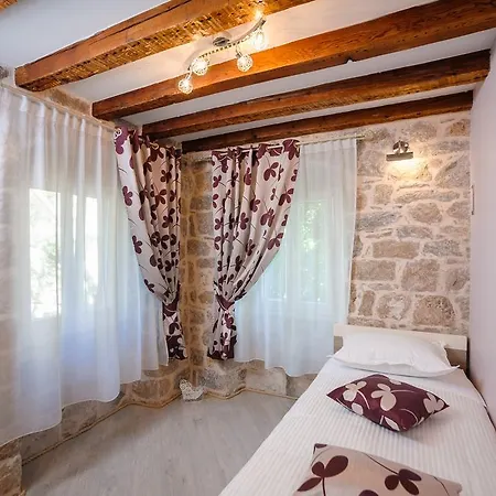 Maison d'hôtes And Nona Stella