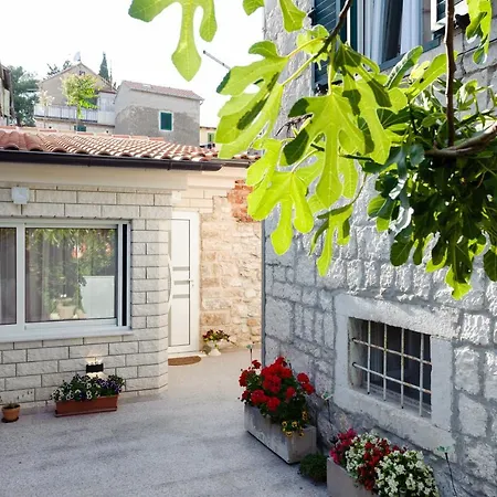 Maison d'hôtes And Nona Stella Split